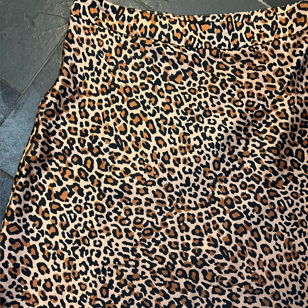 Something Navy | Leopard animal Print Midi Slip satin silk like Skirt | Size S - Picture 4 of 4